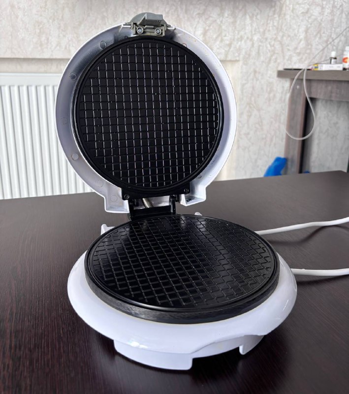 Вафельница Tiffany для тонких вафель 4