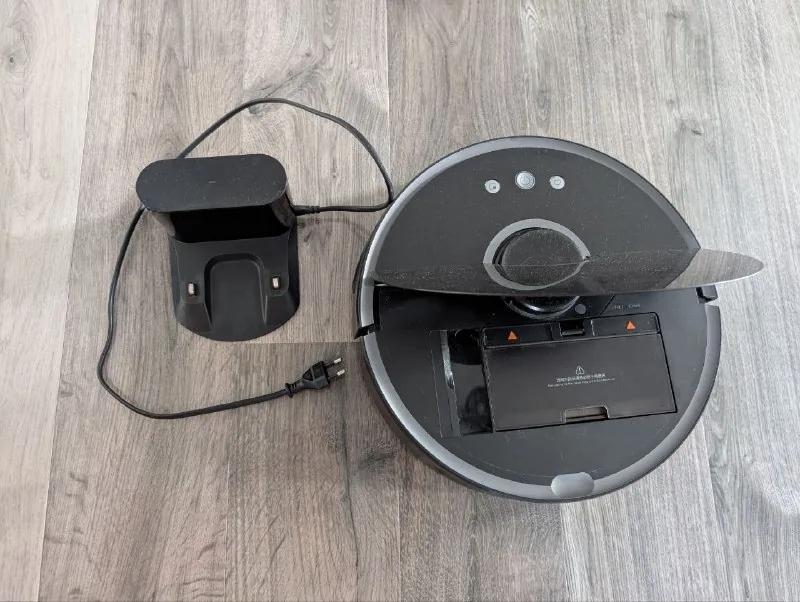Робот-пылесос Roborock S50 1