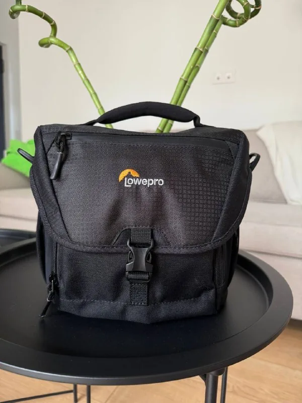 Сумка для камеры Lowepro Nova 170 AW II 1