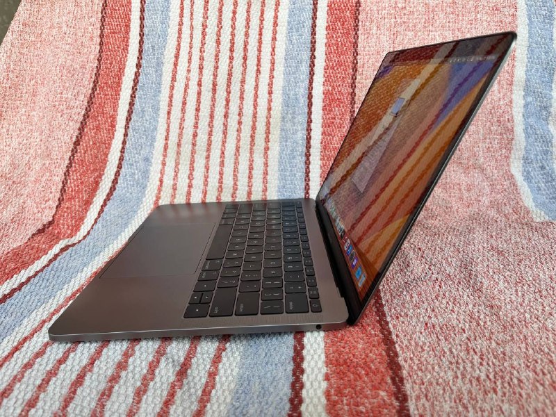 Ноутбук Apple MacBook Pro 13" a1708 3