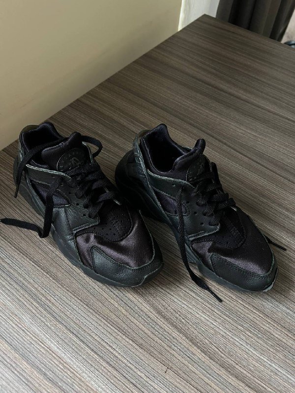 Nike Air Huarache женские кроссовки размер 38