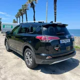 Toyota RAV4 XLE 4