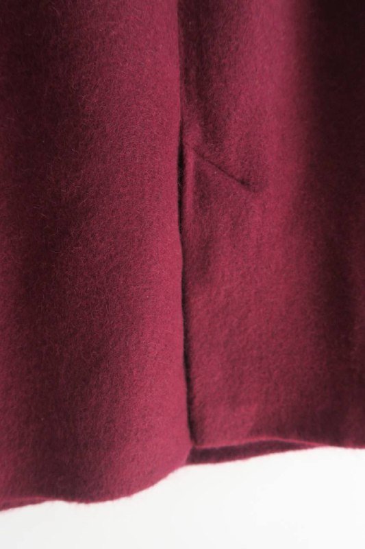 Бордовая шерстяная юбка-карандаш с карманами и складками 5