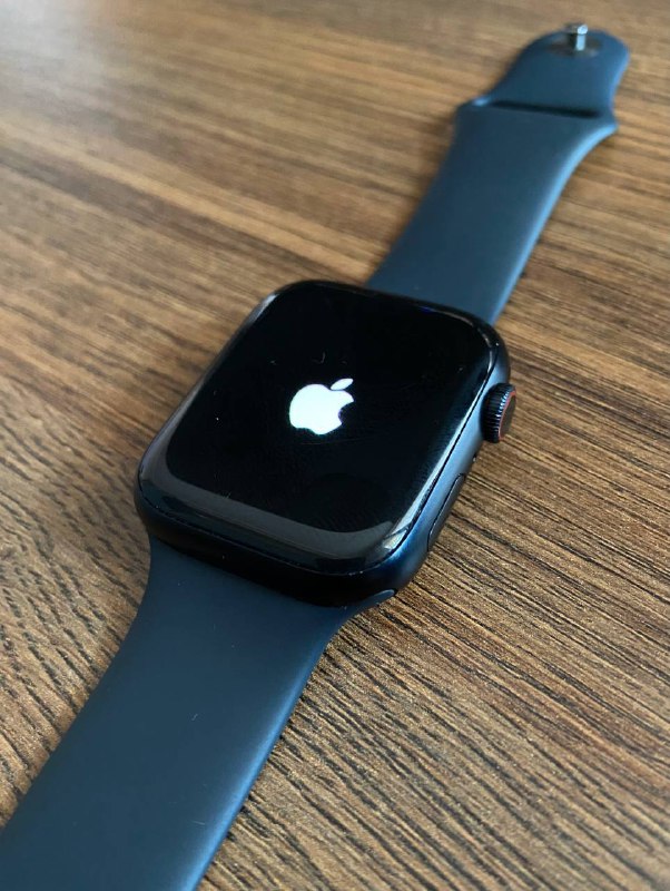 Apple Watch Series 7 45mm LTE, Midnight, заблокированный iCloud 4