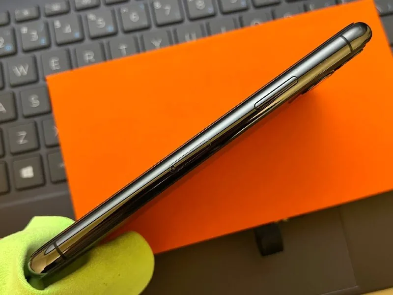 iPhone 11 Pro 64GB 5