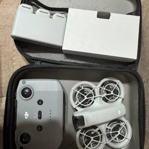 DJI Neo Fly More Combo дрон