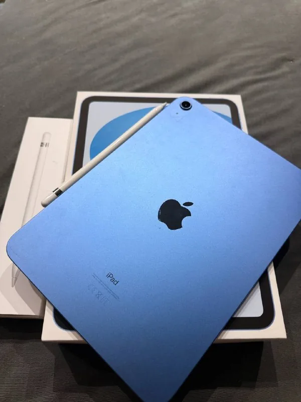 iPad 10-го поколения 64 GB Wi-Fi с Apple Pencil