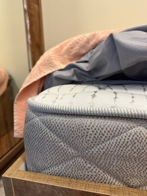 Кровать и матрас 4