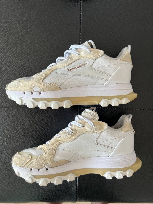Reebok Cardi B classic leather кроссовки женские 260мм 9us