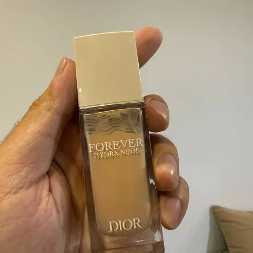 Тональные кремы Dior, Estée Lauder