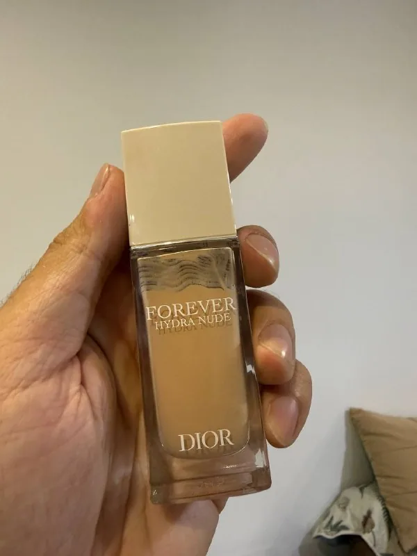 Тональные кремы Dior, Estée Lauder 1