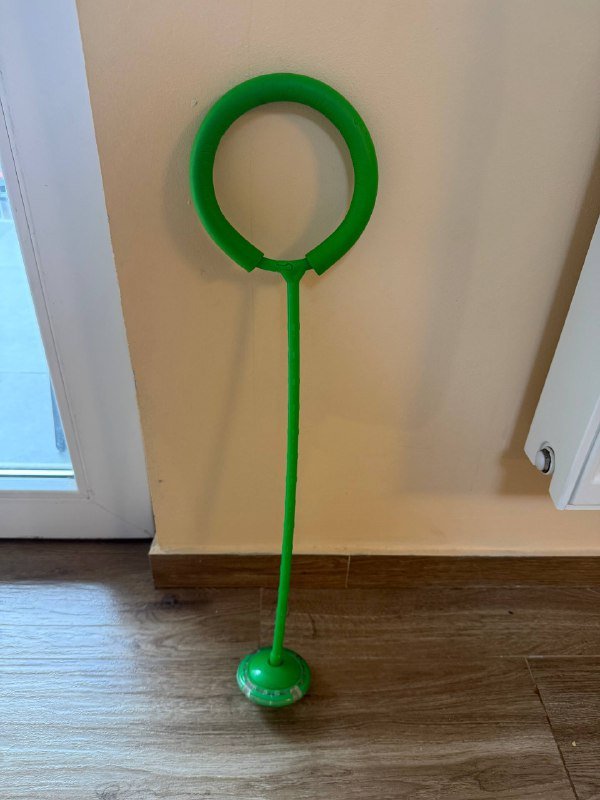 Нейроскакалка со светящимся роликом