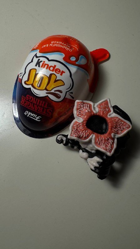 Фигурка из Kinder Joy