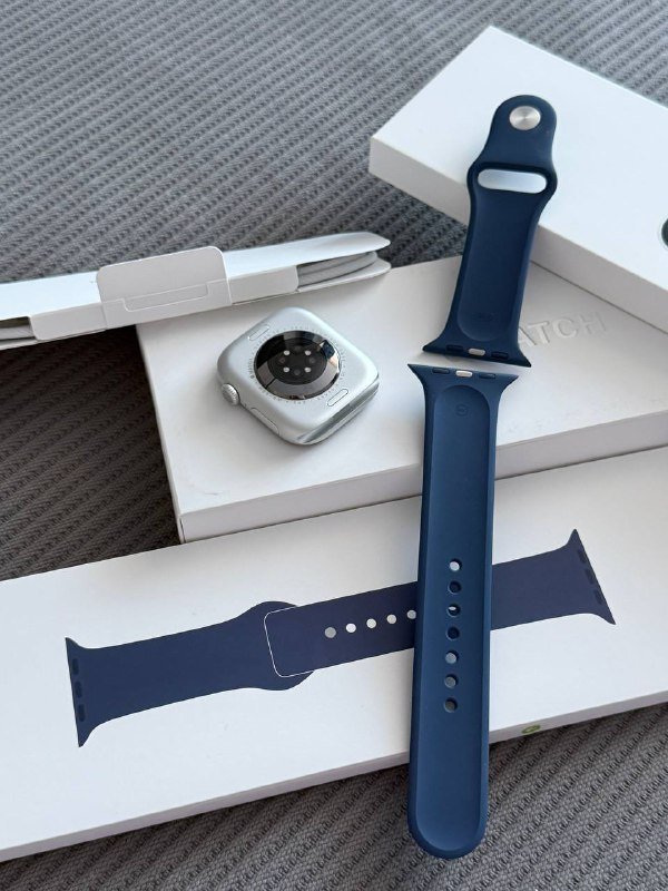 Apple Watch Series 10, 46mm, Silver Aluminum, Denim Sport Band 2