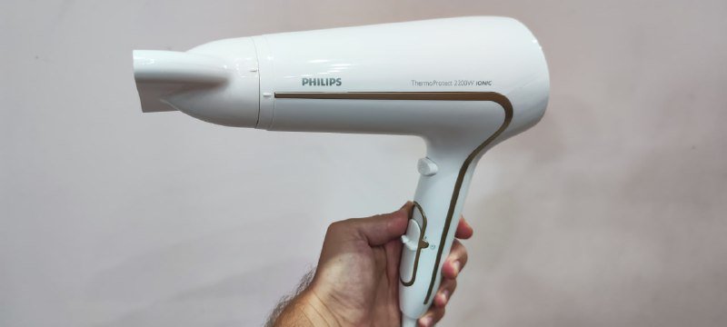 Фен Phillips ThermoProtect 2200w ionic