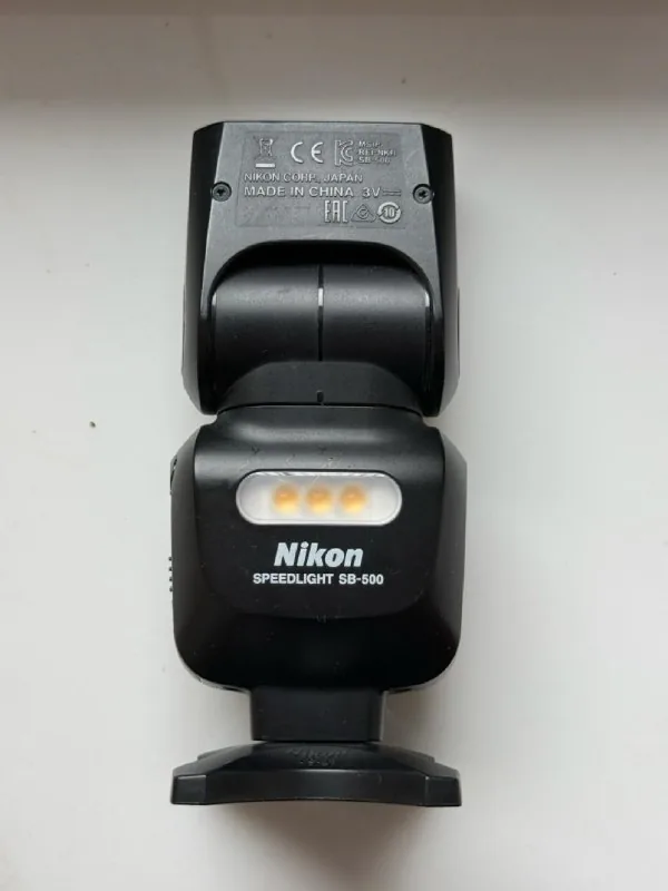 Nikon Speedlight SB-500 flash 1