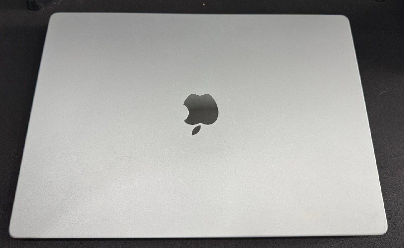 Macbook Pro 16 M1 PRO 16 GB RAM 1