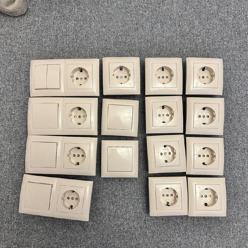 Розетки, выключатели, рамки комплект бежевый