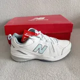 Женские кроссовки New Balance 608v5 3