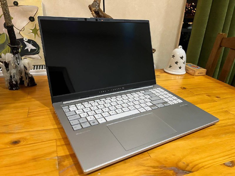ASUS Vivobook Pro 15 OLED Intel Core Ultra 9 16GB RAM 1TB SSD NVIDIA RTX 4060