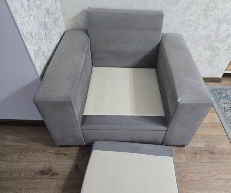 раскладной диван и два кресла серые 7