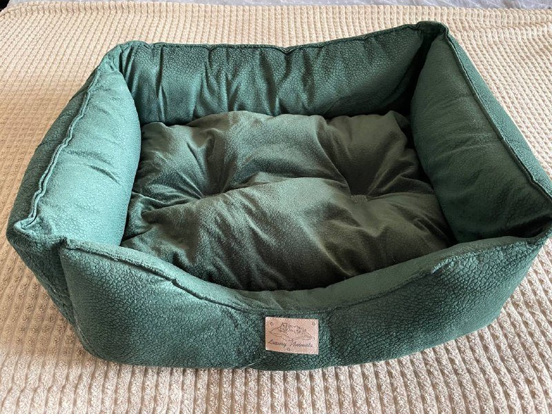 лежанка, лестница, зоошампуни, когтестрижка, пакетики, намордник