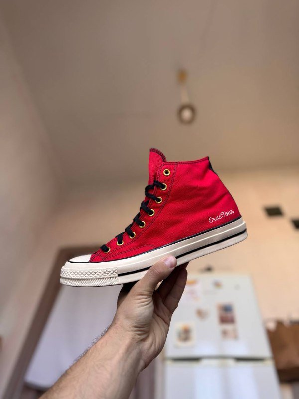 Converse «Eras Tour» 2024 мужские кеды размер 43 2