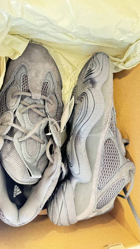 Мужские кроссовки YEEZY 500 размер 44 3