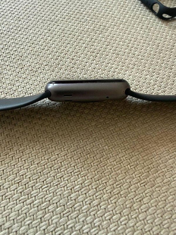 Apple Watch Series-1 42mm Smart Watch Space Gray Aluminum Case 4