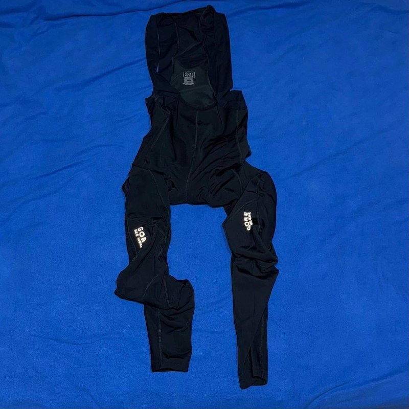 черная джерси Gore, белая джерси Nalini, джерси Rapha G.S. Imperial merino, винтажная джерси Deutschlandsberg Austria, винтажная джерси Eddy Merckx Panasonic, черное джерси Rapha core, черная джерси B'twin, длинные бибы Gore, длинные бибы Dhb 8