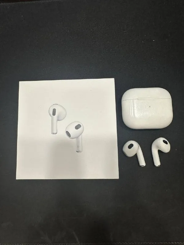 AirPods 3