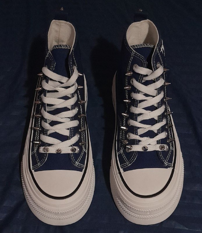 Конверсы с шипами размер 40