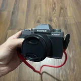 Компактный беззеркальный фотоаппарат Fujifilm X-T200 1