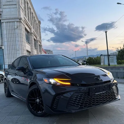 Toyota Camry 2024 года