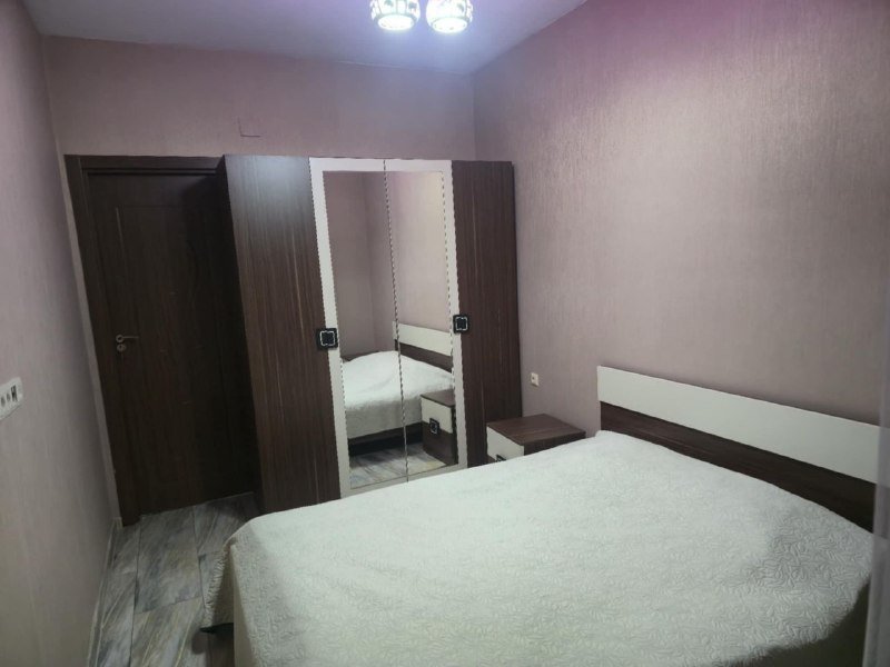 Квартира с отдельной спальней, 57 кв. м, ул. Селима Химшиашвили, 20 6