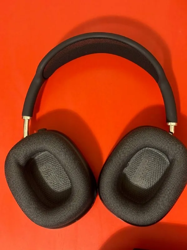 AirPods Max 1