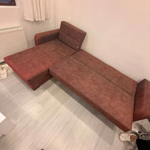 Диван