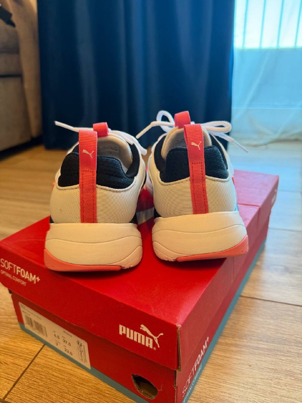 Кроссовки PUMA 37, состояние новых 5