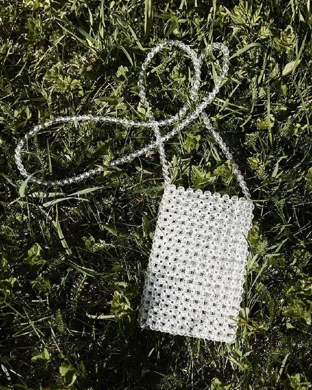 Сумочка из прозрачных бусин 2