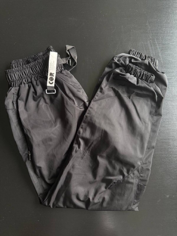 Оверсайз брюки ZARA, Карго Nike, Джинсы Levi Strauss, Штаны CODERED 7