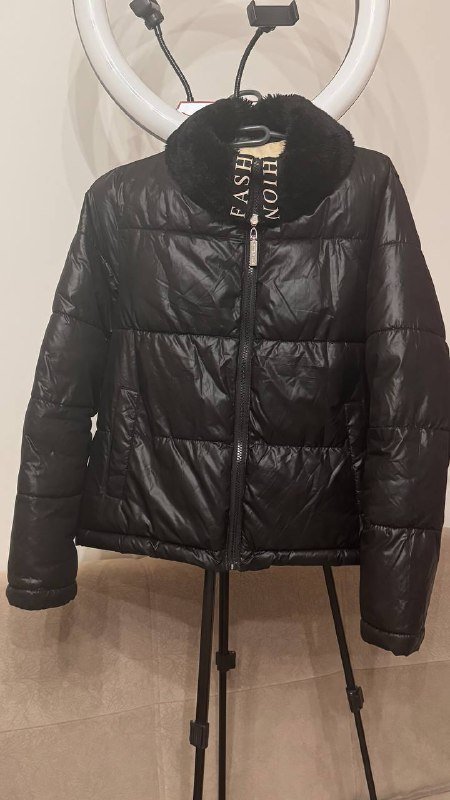 Куртка Дэми размер S 2