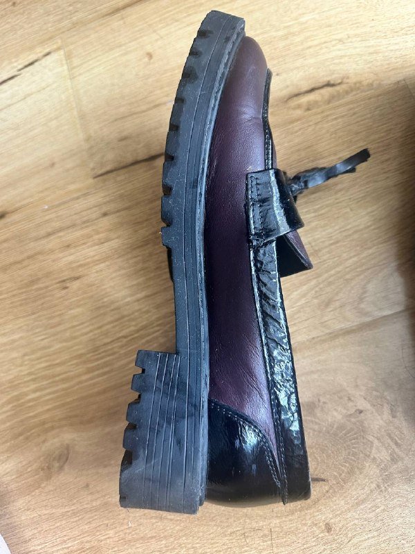 Лоферы из натуральной и лакированной кожи, размер 37