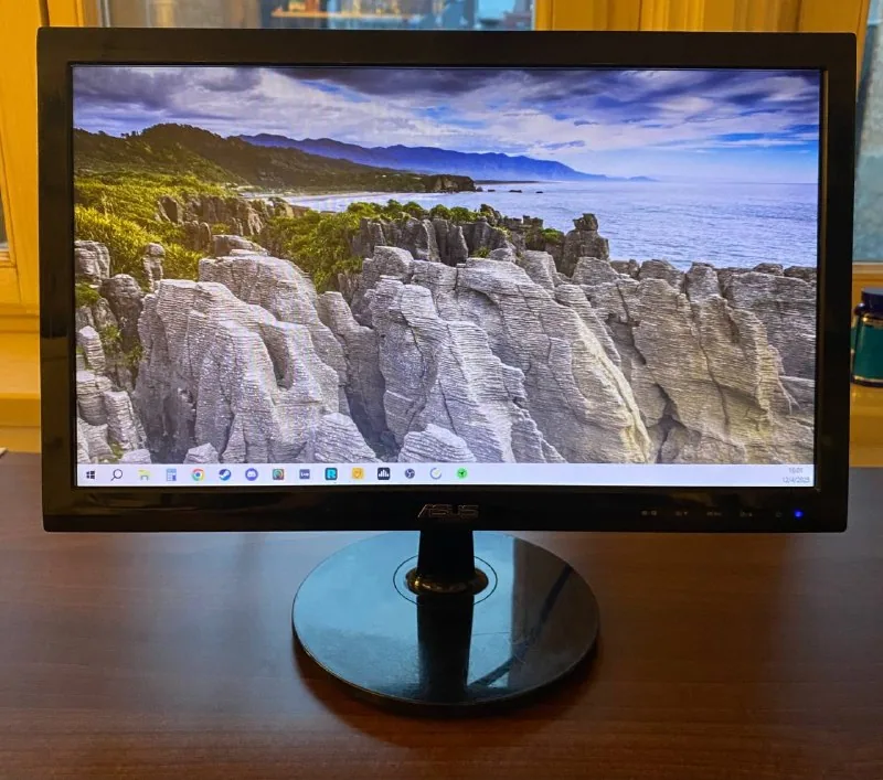 Монитор ASUS VS197DE 1