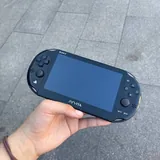 PS Vita Sony, 64GB памяти, 4 игры 4