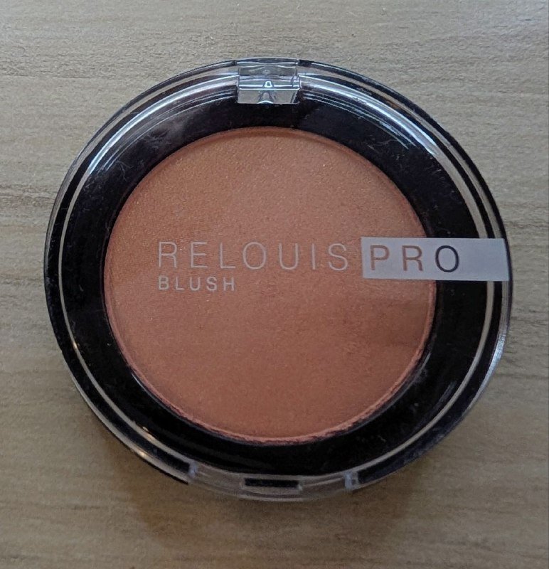 Пудра рассыпчатая, Румяна с золотым шимером 2