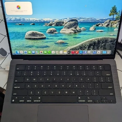 Macbook Pro M3 Pro 12/18 36GB 1TB