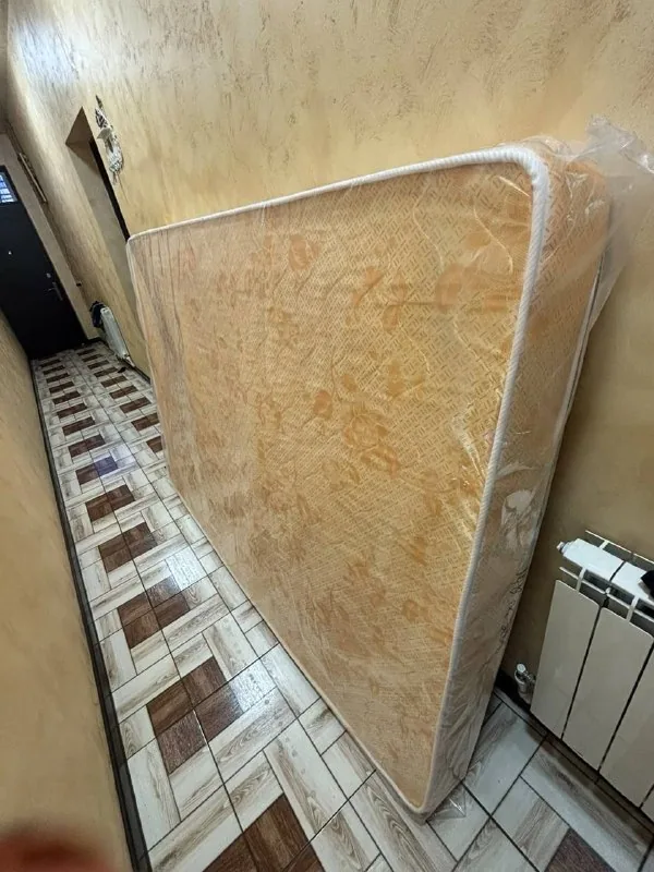 Матрас 140×200×18 с пружинным блоком