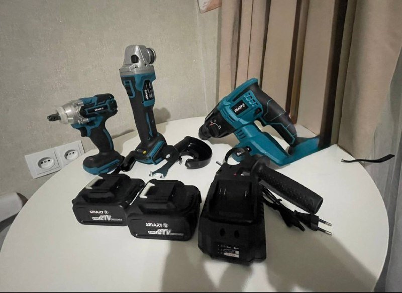 набор аккумуляторного инструмента