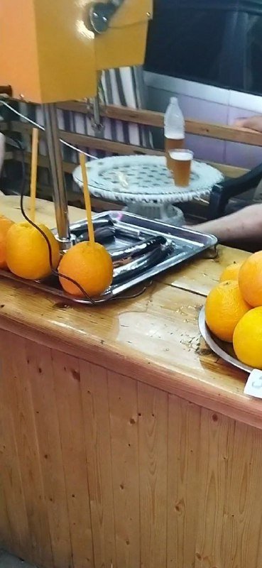 Аппарат для приготовления апельсинового сока и коктейлей 2