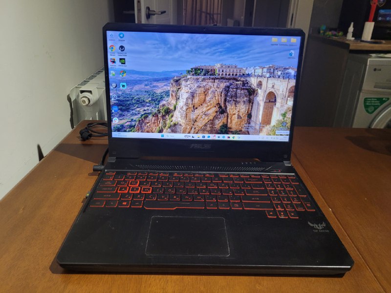 Ноутбук ASUS TUF GAMING FX505DT